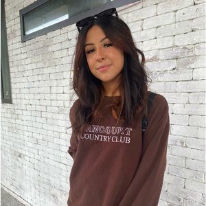 Meet your Posher, Evelyn